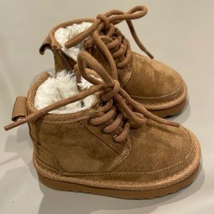 Weestep toddler size 5 warm boots